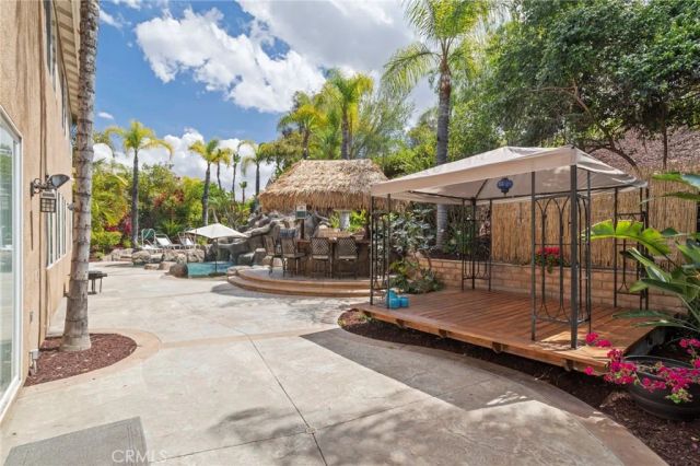 1062 Mccall Dr, Corona, CA 92881