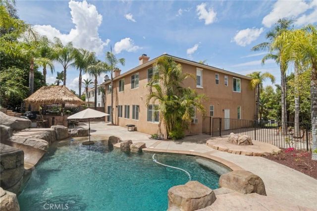 1062 Mccall Dr, Corona, CA 92881