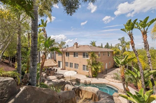 1062 Mccall Dr, Corona, CA 92881