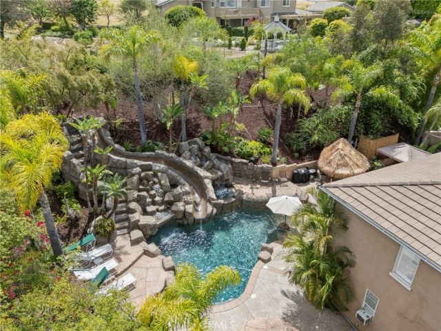 1062 Mccall Dr, Corona, CA 92881