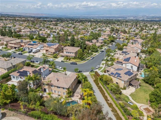 1062 Mccall Dr, Corona, CA 92881