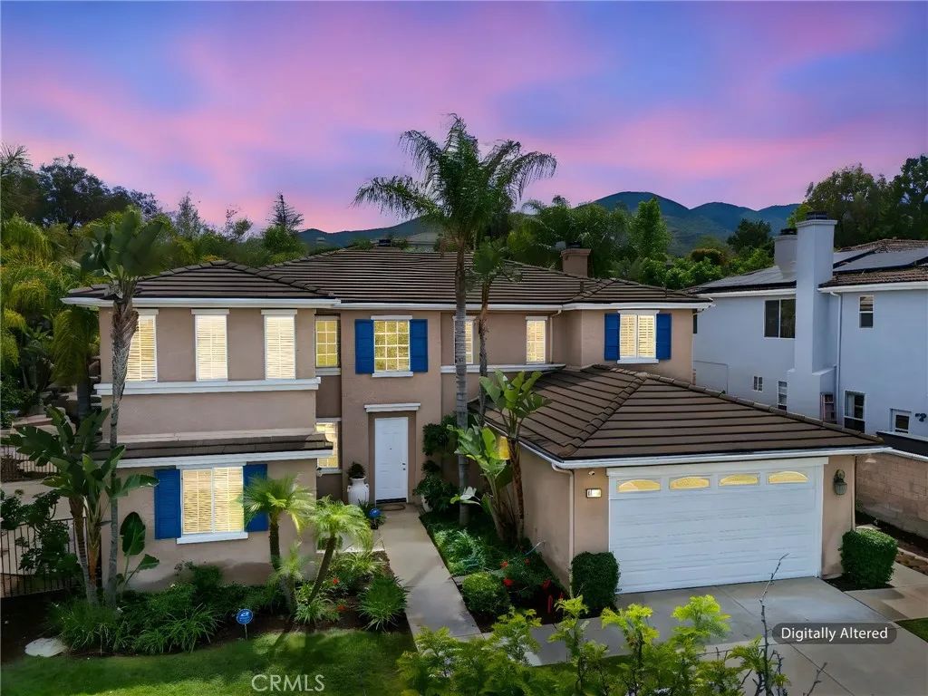 1062 Mccall Dr, Corona, CA 92881