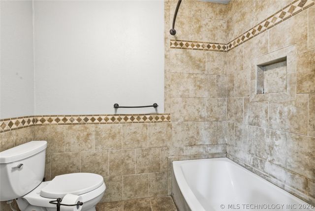 16247 E 83rd Street North, Owasso, OK 74055