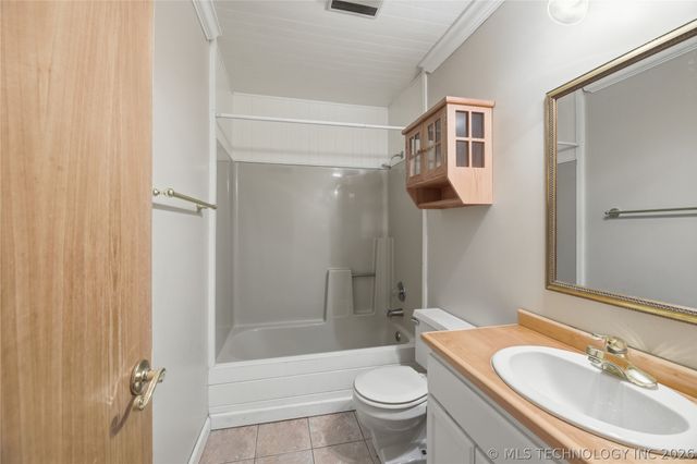 16247 E 83rd Street North, Owasso, OK 74055