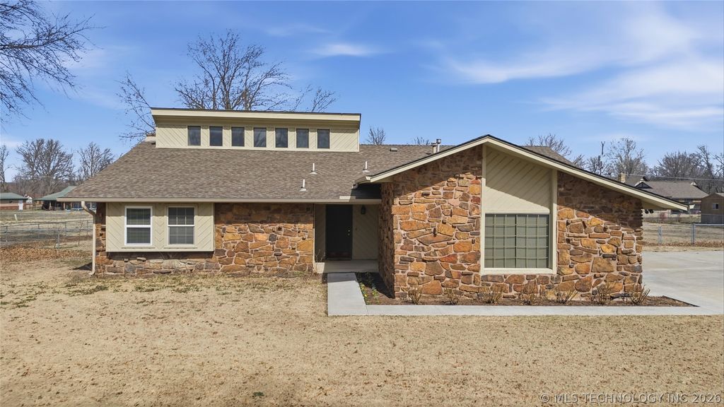 16247 E 83rd Street North, Owasso, OK 74055
