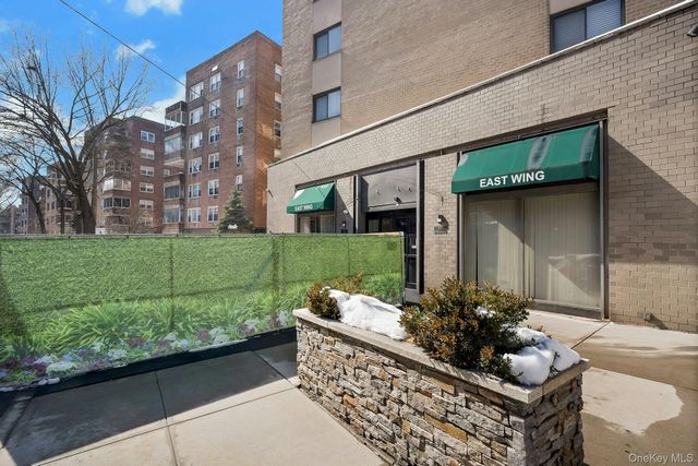 100 E Hartsdale Avenue MiE, Hartsdale, NY 10530