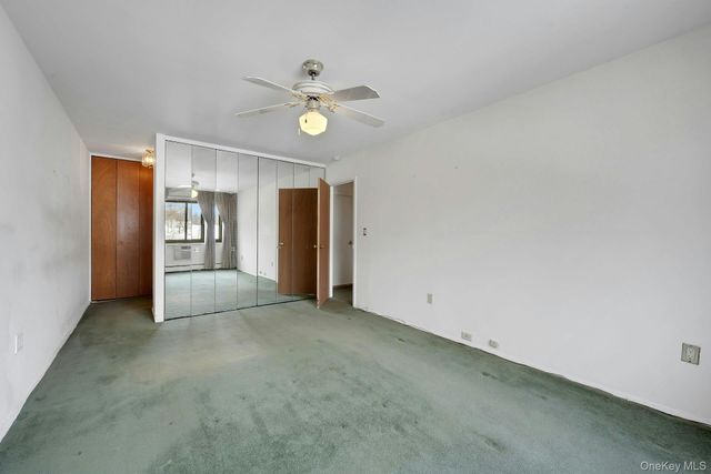 100 E Hartsdale Avenue MiE, Hartsdale, NY 10530