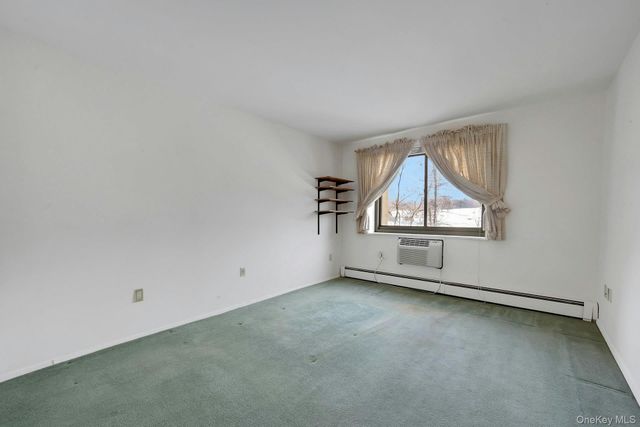 100 E Hartsdale Avenue MiE, Hartsdale, NY 10530