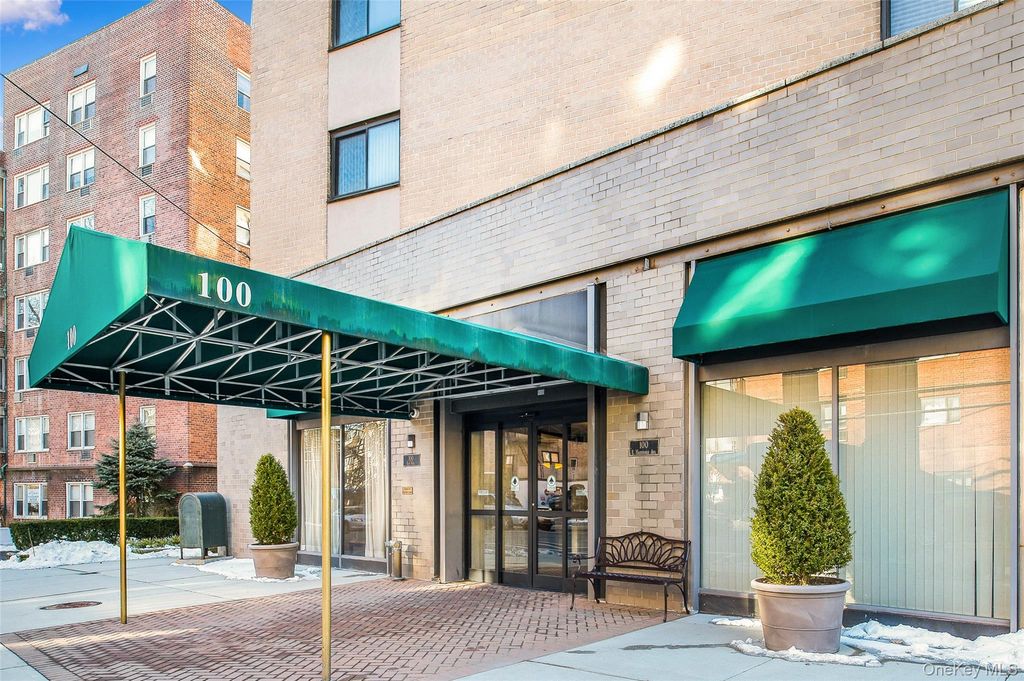 100 E Hartsdale Avenue MiE, Hartsdale, NY 10530