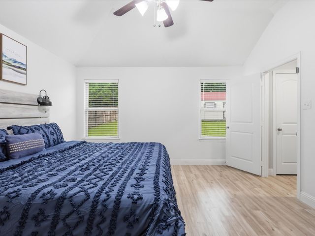 358 Highmeadow Drive, Aubrey, TX 76227