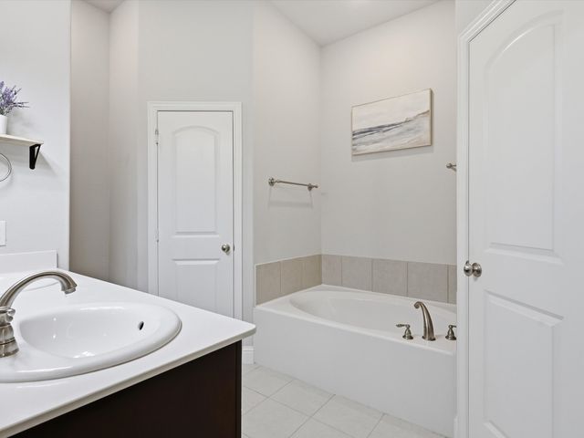 358 Highmeadow Drive, Aubrey, TX 76227