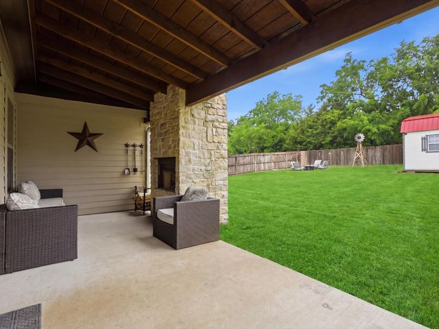 358 Highmeadow Drive, Aubrey, TX 76227
