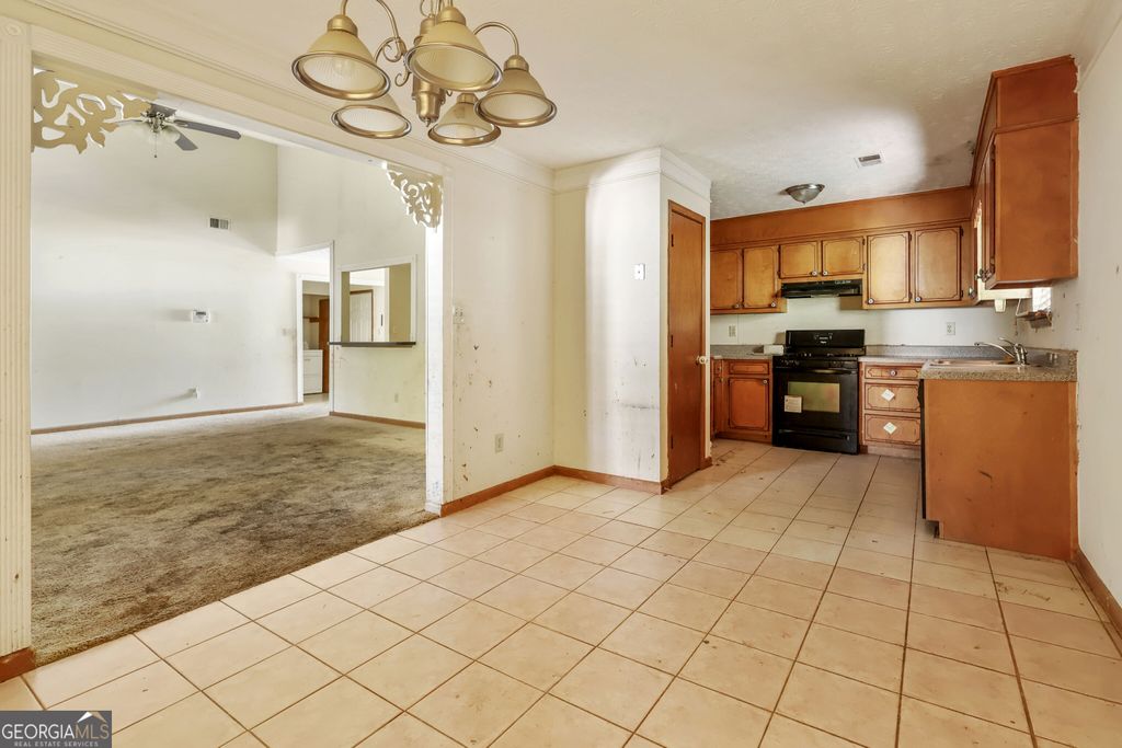 377 Sir William Court, Jonesboro, GA 30238 — photo 5
