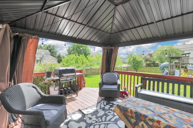 947 Glyn Dennis Drive, Newark, OH 43055