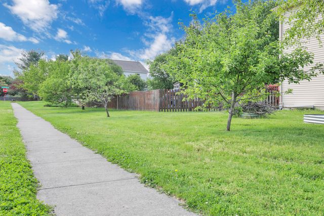947 Glyn Dennis Drive, Newark, OH 43055