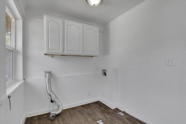 2317 E Hartson Ave, Spokane, WA 99202