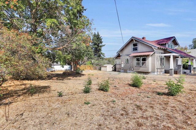 2317 E Hartson Ave, Spokane, WA 99202