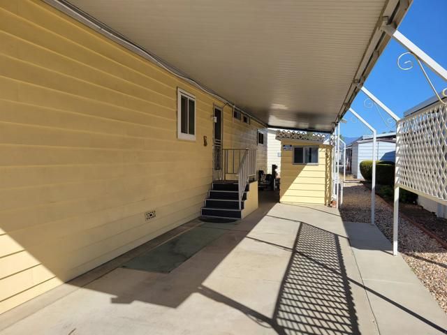 1525 W Oakland Avenue 89, Hemet, CA 92546