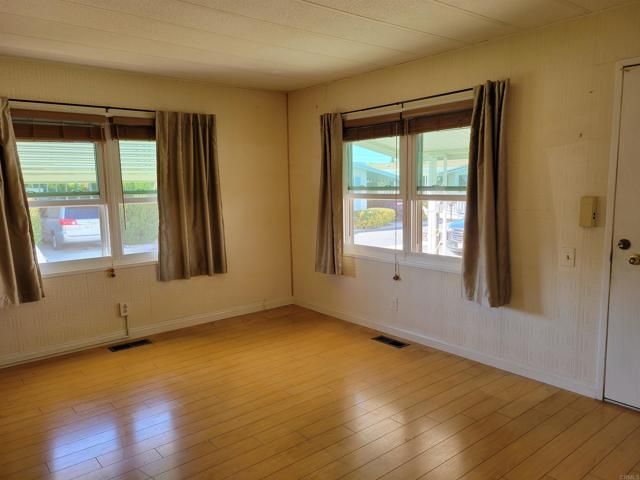 1525 W Oakland Avenue 89, Hemet, CA 92546