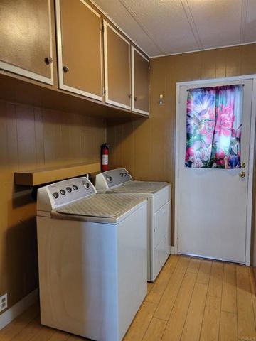 1525 W Oakland Avenue 89, Hemet, CA 92546