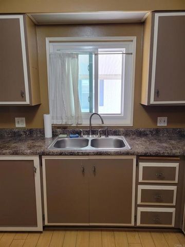 1525 W Oakland Avenue 89, Hemet, CA 92546