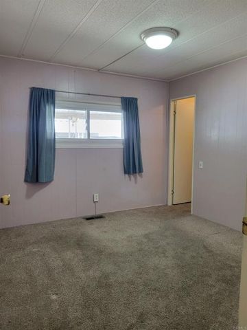 1525 W Oakland Avenue 89, Hemet, CA 92546