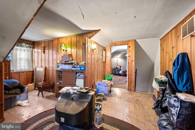 225 ELM ST, Westville, NJ 08093