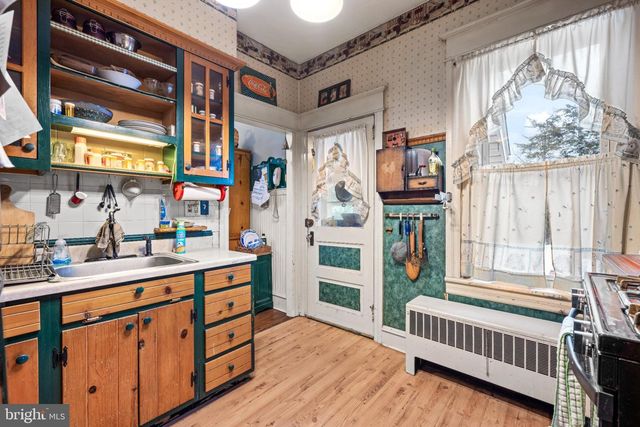 225 ELM ST, Westville, NJ 08093