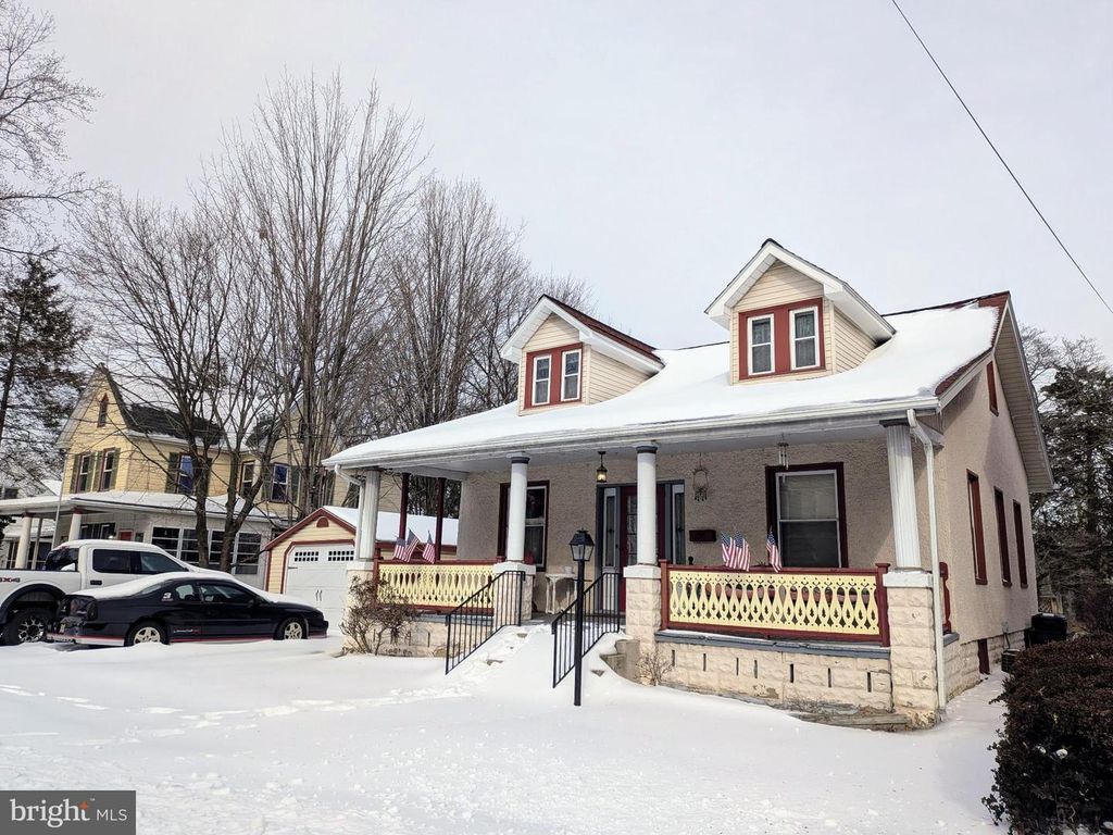 225 ELM ST, Westville, NJ 08093