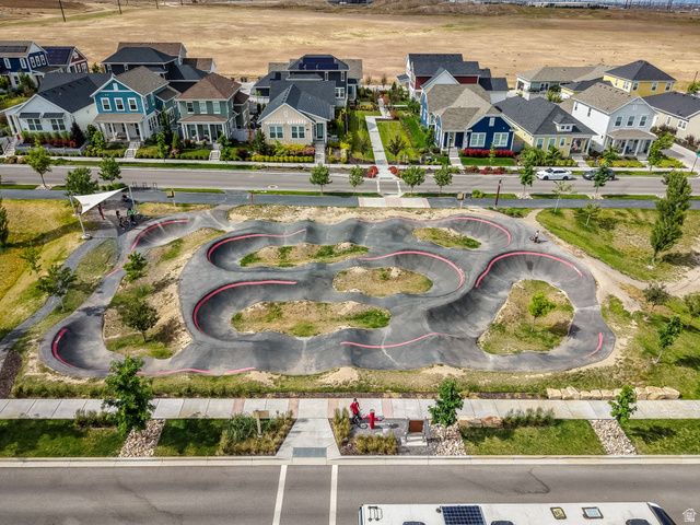11091 S WILLOW WALK DR, South Jordan, UT 84009