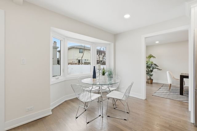 6850 Latrobe Avenue, Skokie, IL 60077