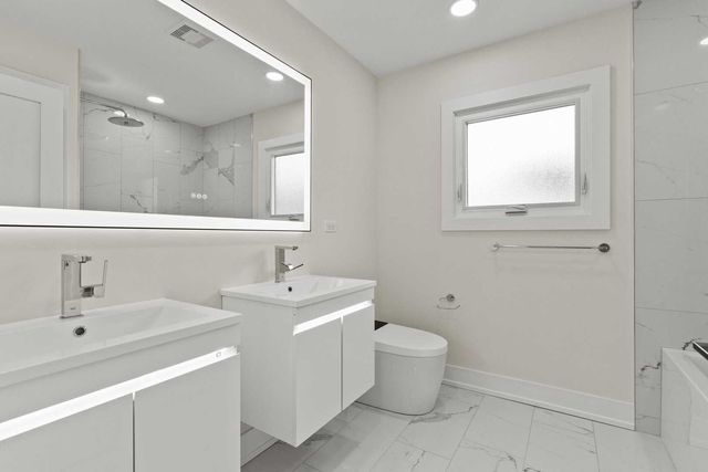 6850 Latrobe Avenue, Skokie, IL 60077