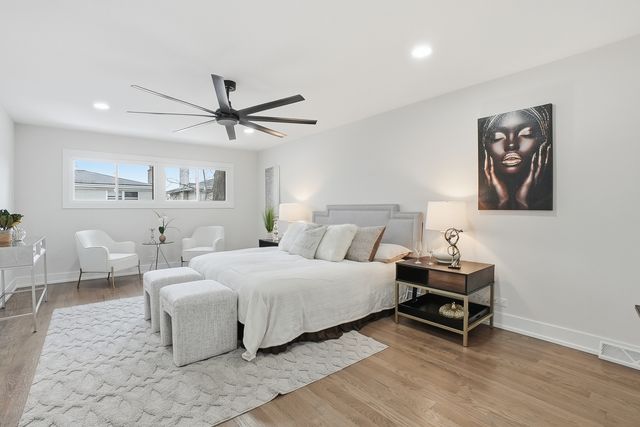 6850 Latrobe Avenue, Skokie, IL 60077