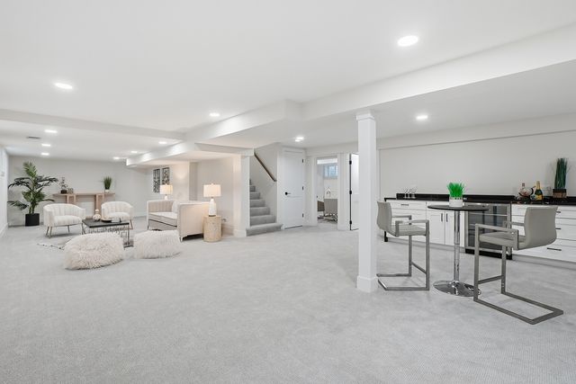 6850 Latrobe Avenue, Skokie, IL 60077