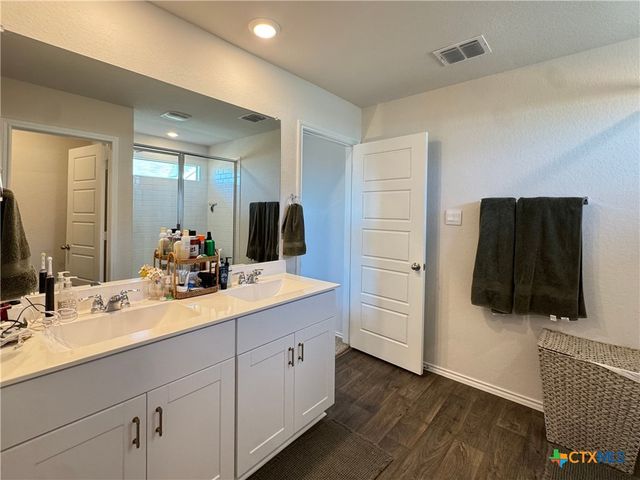 380 Deborah Drive, New Braunfels, TX 78130