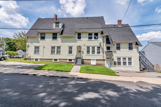 53 Mann 6, Lawrence, MA 01841