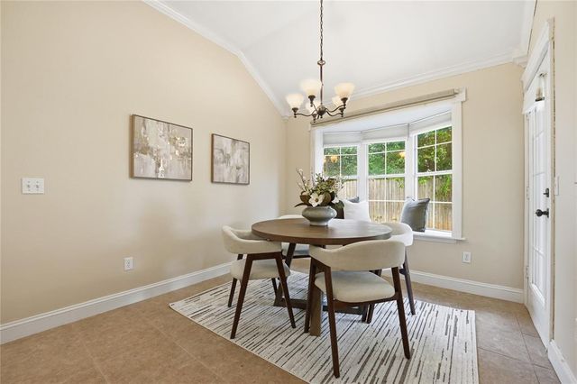 613 Bluegrass Lane, Yukon, OK 73099