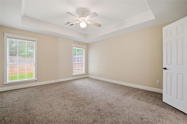 613 Bluegrass Lane, Yukon, OK 73099