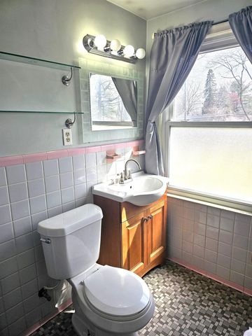 24602 Graham Road, Redford, MI 48239