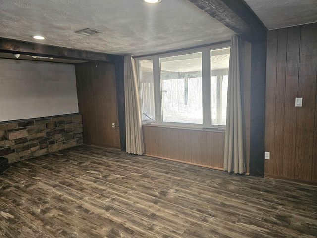 24602 Graham Road, Redford, MI 48239