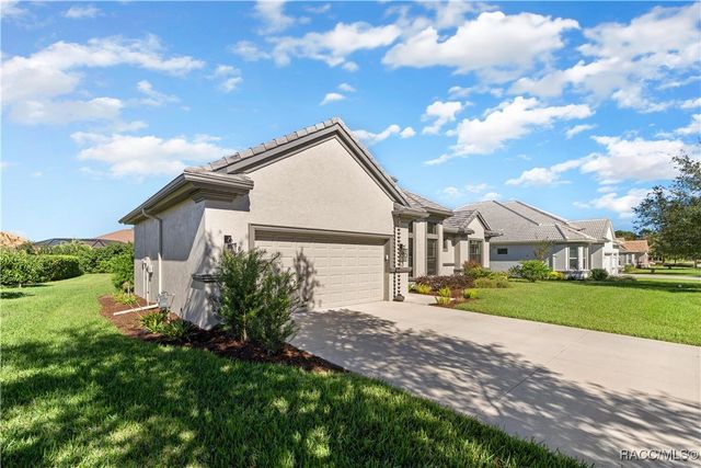886 N Hunt Club Drive, Hernando, FL 34442