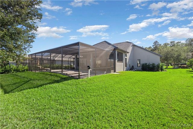 886 N Hunt Club Drive, Hernando, FL 34442