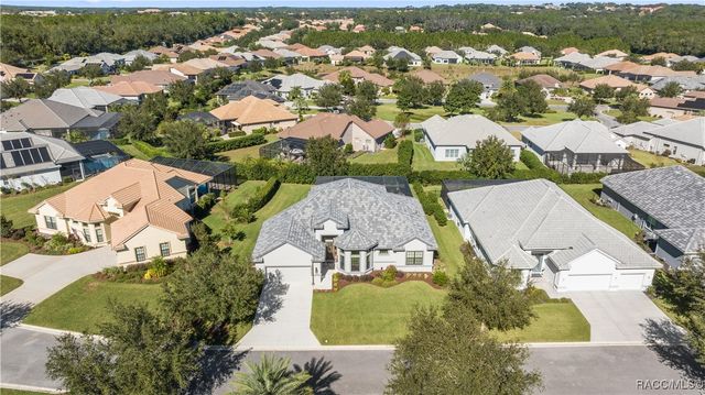 886 N Hunt Club Drive, Hernando, FL 34442