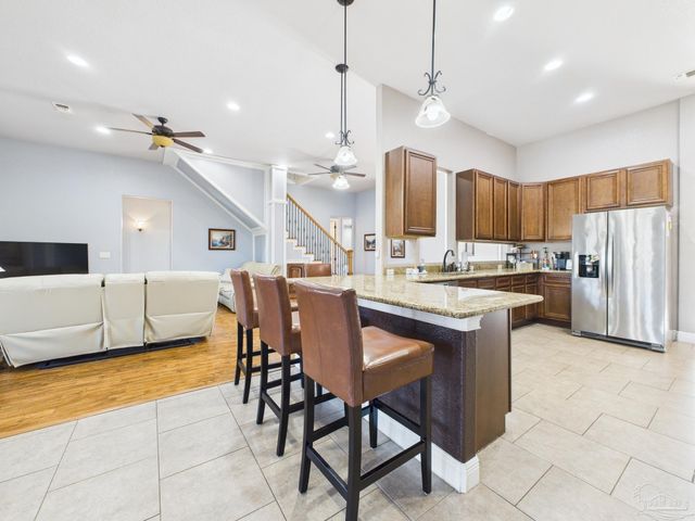 3232 Southfork Dr, Pace, FL 32571