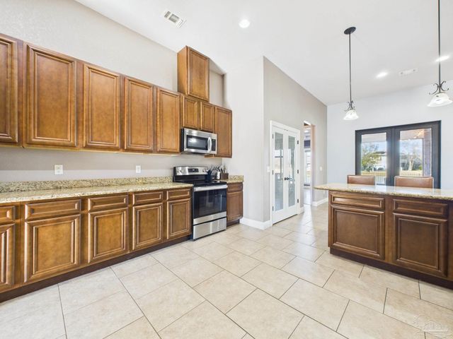 3232 Southfork Dr, Pace, FL 32571