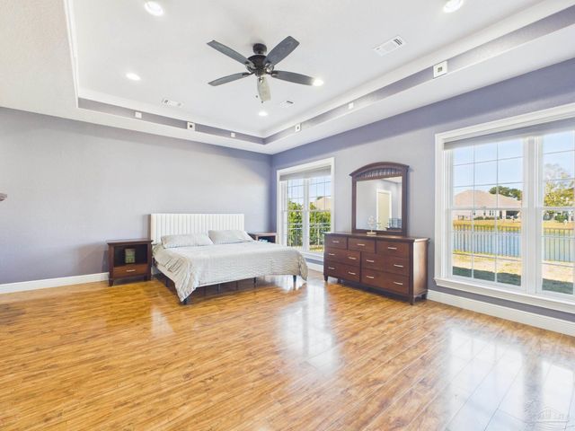 3232 Southfork Dr, Pace, FL 32571