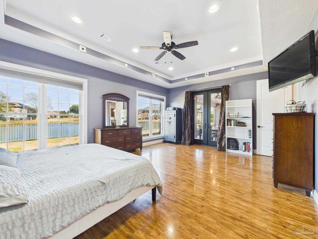 3232 Southfork Dr, Pace, FL 32571