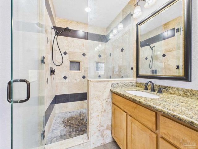 3232 Southfork Dr, Pace, FL 32571