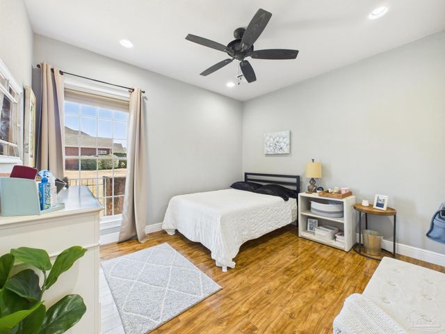 3232 Southfork Dr, Pace, FL 32571