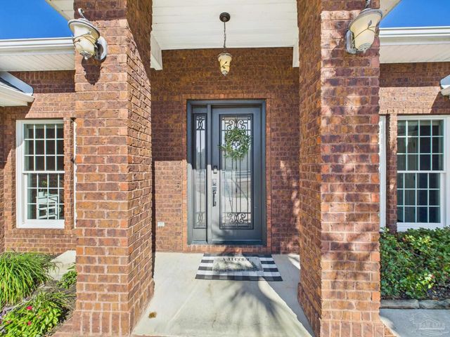 3232 Southfork Dr, Pace, FL 32571